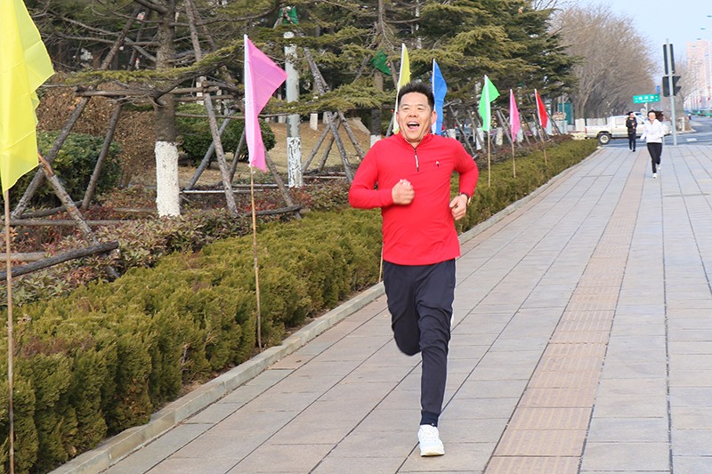 联桥集团2019春季越野赛燃情开赛(图3) 联桥集团2019春季越野赛燃情开赛(图3)