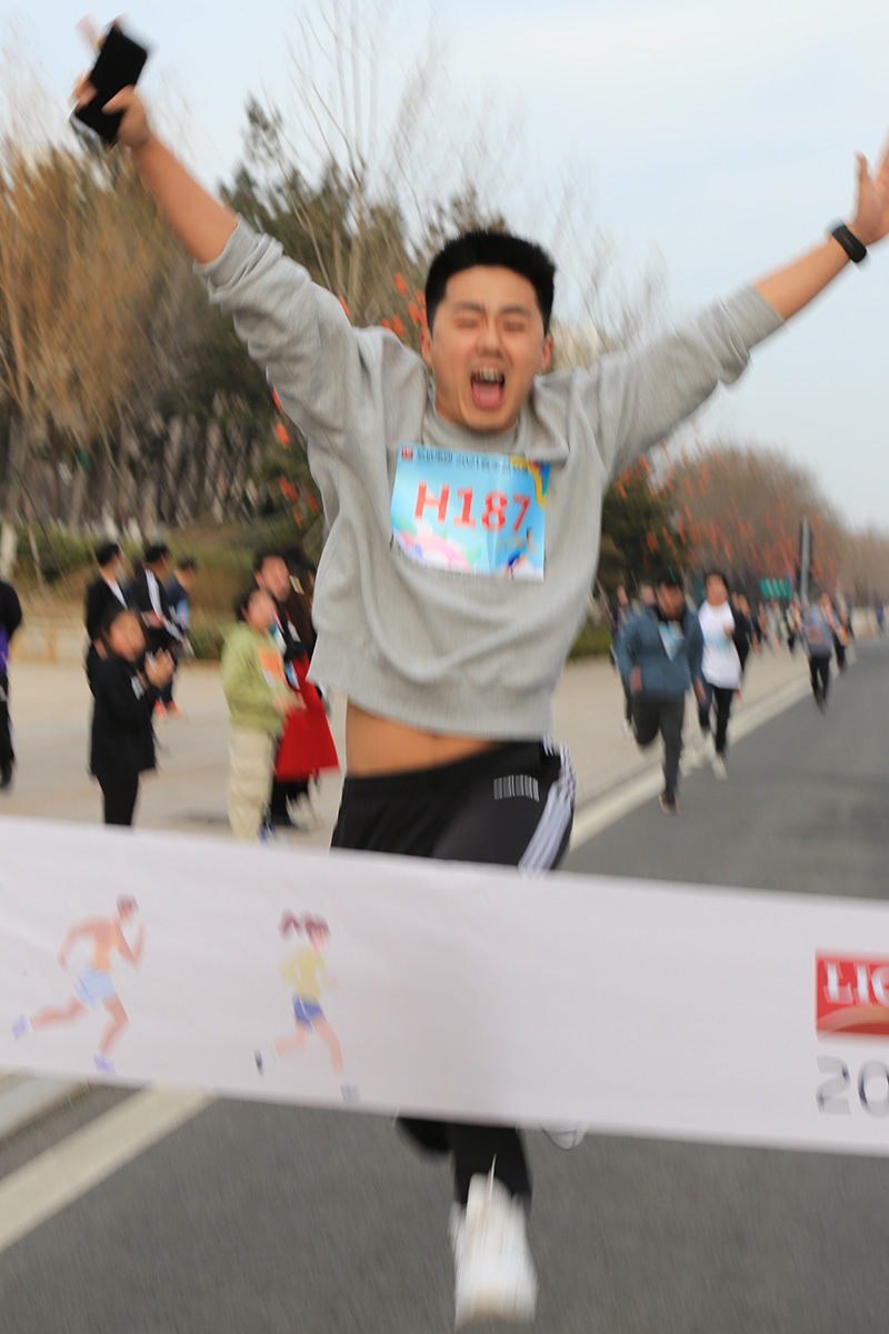 联桥集团2021春季越野赛燃情开赛(图11) 联桥集团2021春季越野赛燃情开赛(图11)