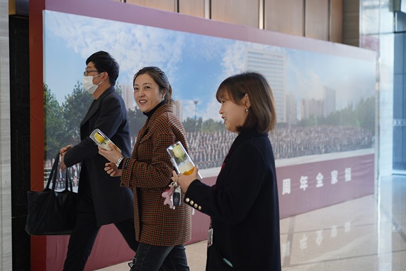 今天,花式致敬了不起的联桥女神(图9) 今天,花式致敬了不起的联桥女神(图9)