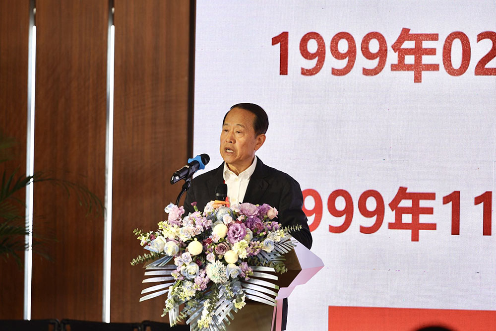 “创业不止步,攀登向未来”——联桥集团党委书记、董事长慕镕键创业故事分享